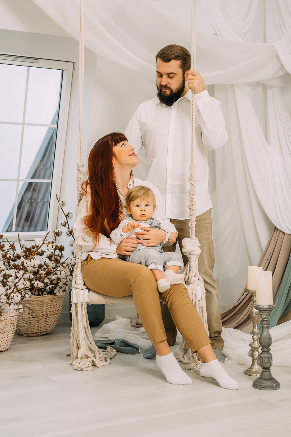 Где-то рядом с облаками. Новогодняя съемка Наташи, Тараса и их малыша. Сімейний і портретний фотограф у Києві Проценко Алла