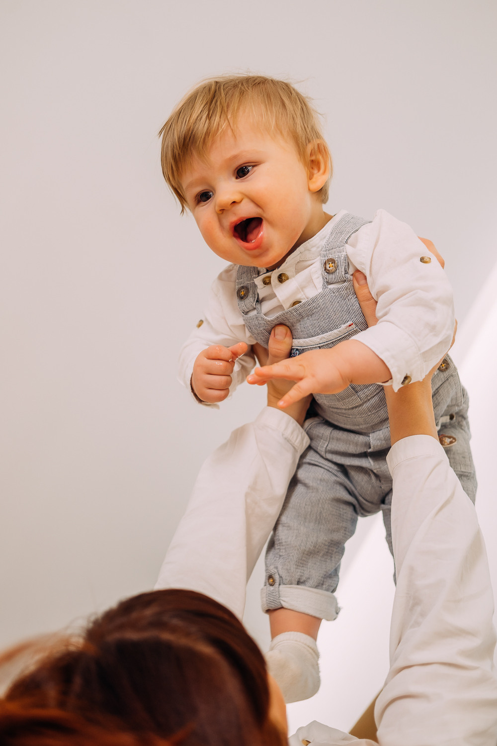 Где-то рядом с облаками. Новогодняя съемка Наташи, Тараса и их малыша. Сімейний і портретний фотограф у Києві Проценко Алла