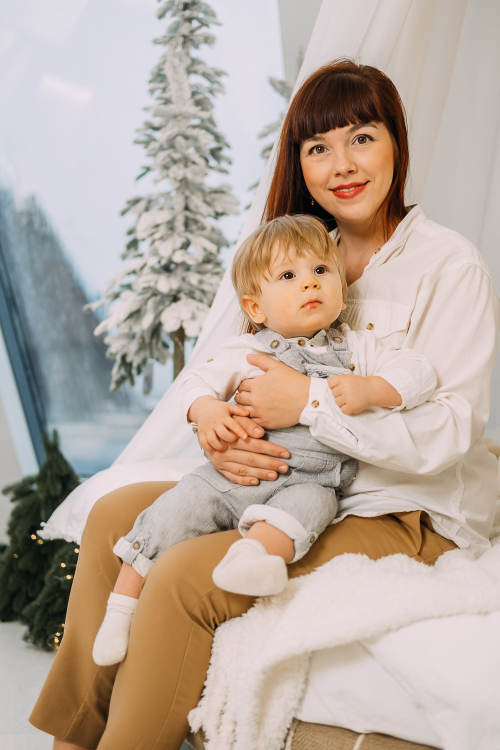 Где-то рядом с облаками. Новогодняя съемка Наташи, Тараса и их малыша. Сімейний і портретний фотограф у Києві Проценко Алла