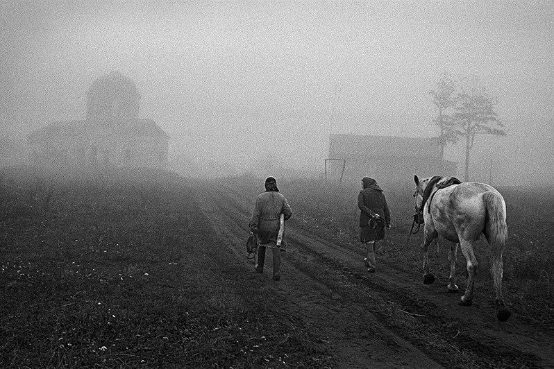 Туманы моей деревни, деревня Паново, Зеленодольский район, Татарстан, Россия. 1990
