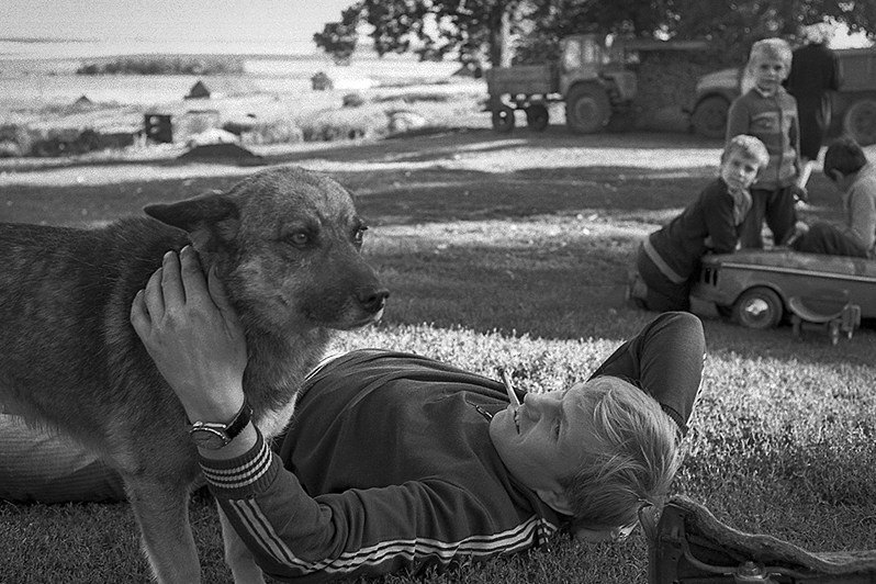 Двоюродный брат, деревня Паново, Зеленодольский район, Татарстан, Россия. 2003