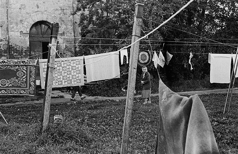 Linen drying, Vologda, Russian SFSR. July 1984