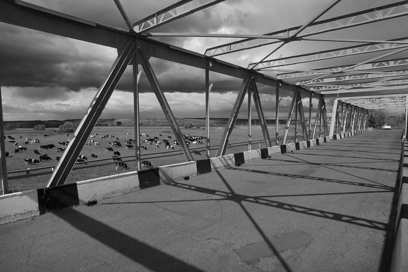 Мост через Кубню, близ села Русское Азелеево, Зеленодольский район, Татарстан, Россия. 2016