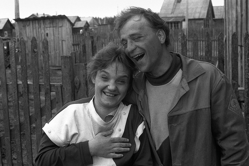 Two, Krasnaya Niva village, Chukhlomskiy district, Kostroma region, Russia. May 1992