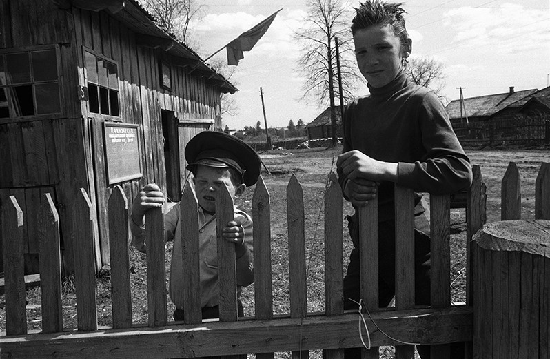 9 May, Krasnaya Niva village, Chukhlomsky district, Kostroma region, Russian SFSR. May 1989