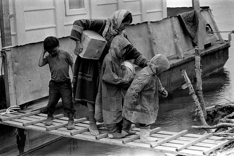 Alexander Shchemliaev / Yamal: Non-Soviet Photo Part 2. Noga Creative Union