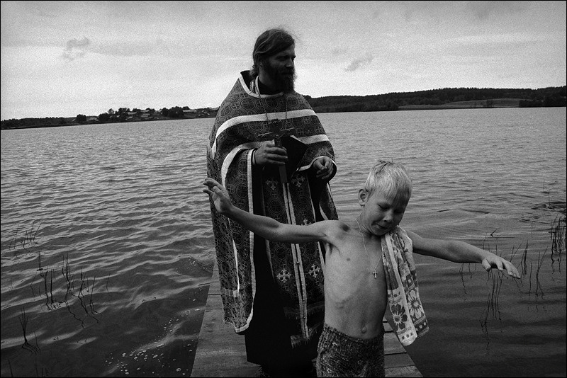 "The Epiphany flights", village of Pogost, Pudozh district, Karelia, Russia, August 2007