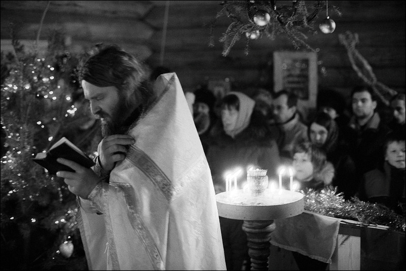"Christmas", village of Pogost, Pudozh district, Karelia, Russia, January 2009