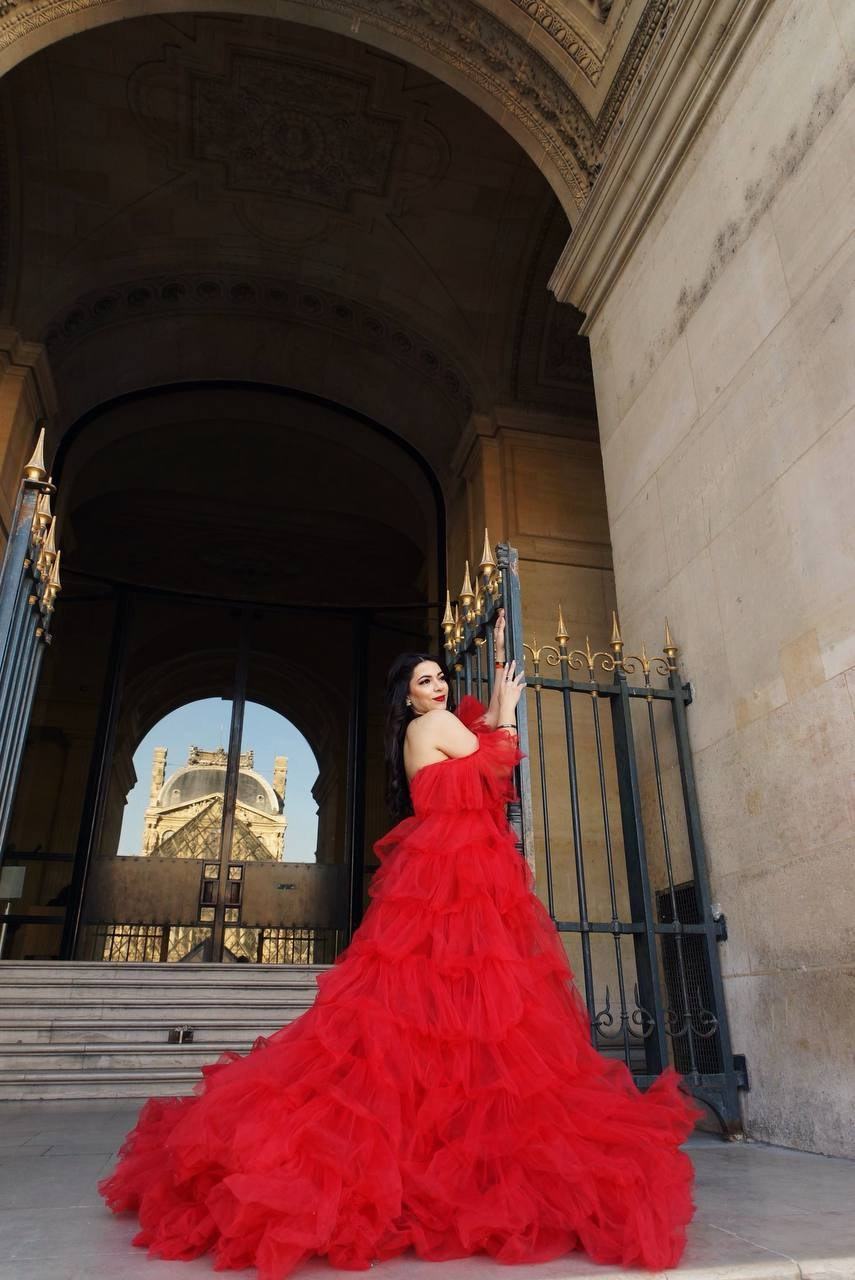 Rent a dress for a photo shoot in Paris