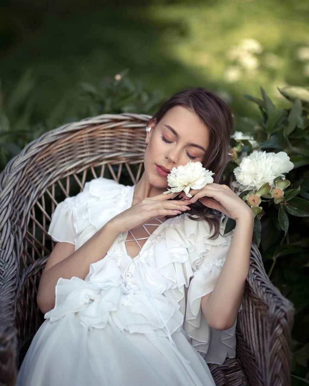 Фотосессия в пионах. Фотограф в Запоріжжі та Європі