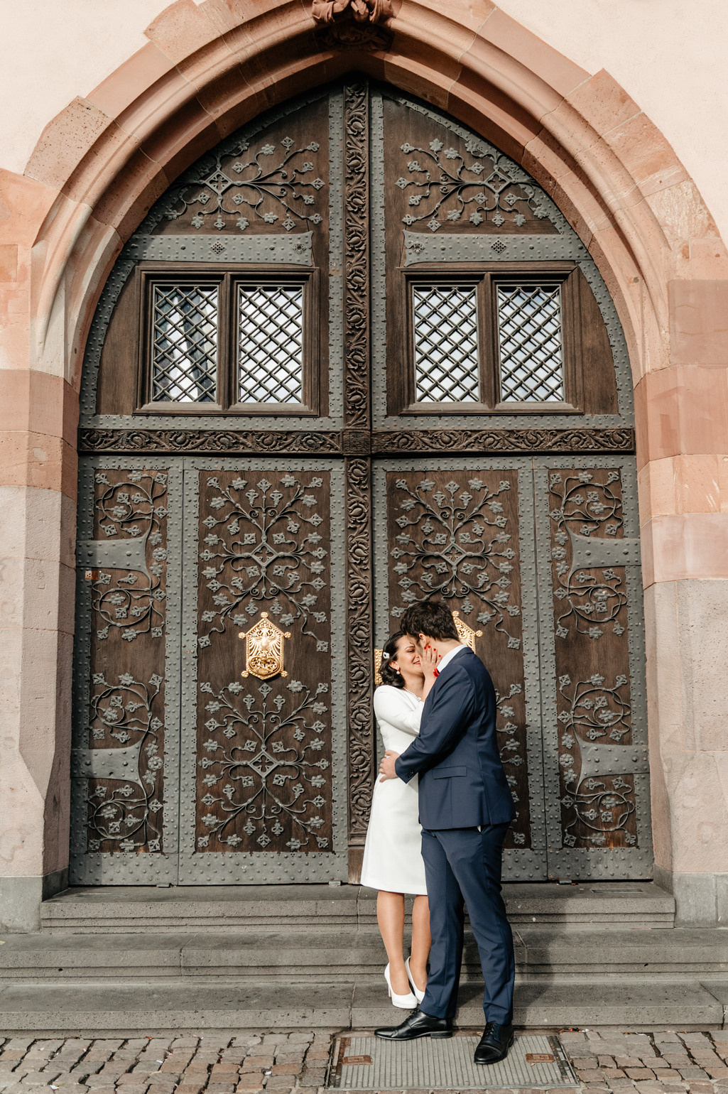 Hochzeit in Frankfurt am Main, standesamtliche Hochzeit Roemer, emotionale Fotos Frankfurt, Hochzeitsfotograf Frankfurt am Main, Hochzeitsreportage Frankfurt