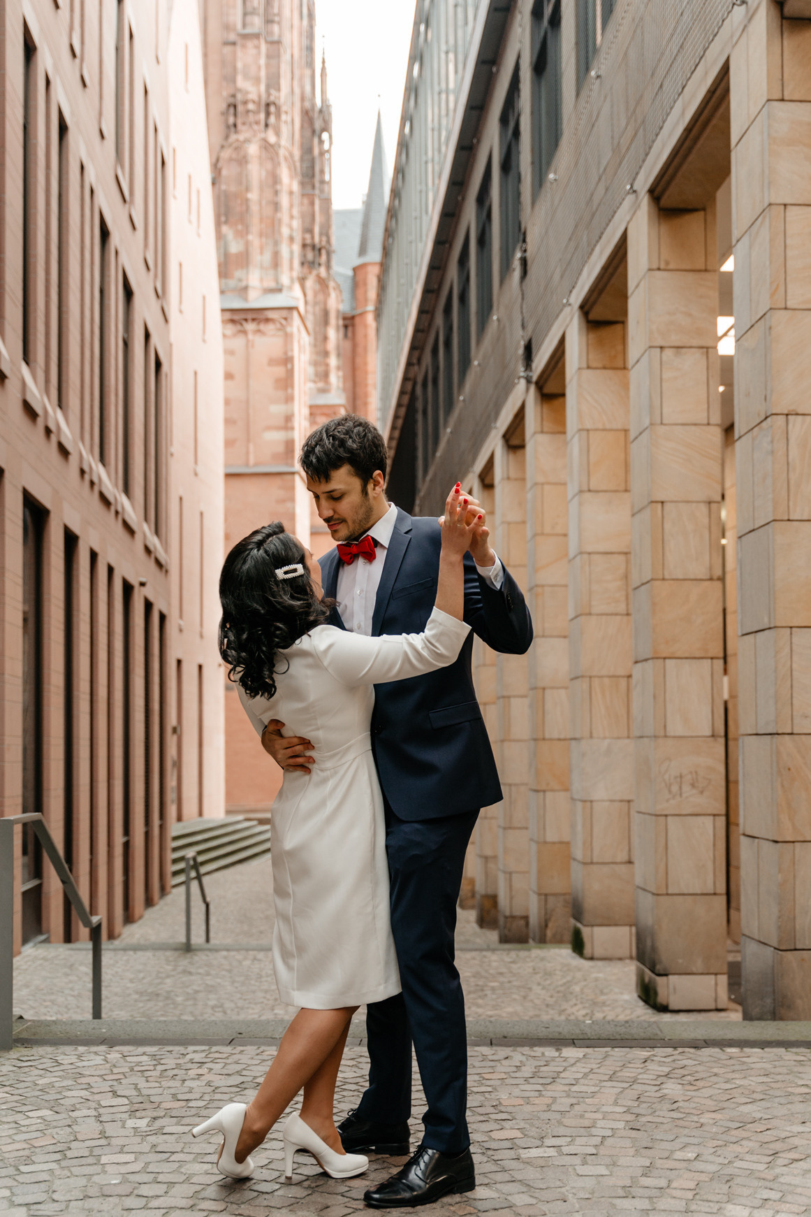 Hochzeit in Frankfurt am Main, standesamtliche Hochzeit Roemer, emotionale Fotos Frankfurt, Hochzeitsfotograf Frankfurt am Main, Hochzeitsreportage Frankfurt