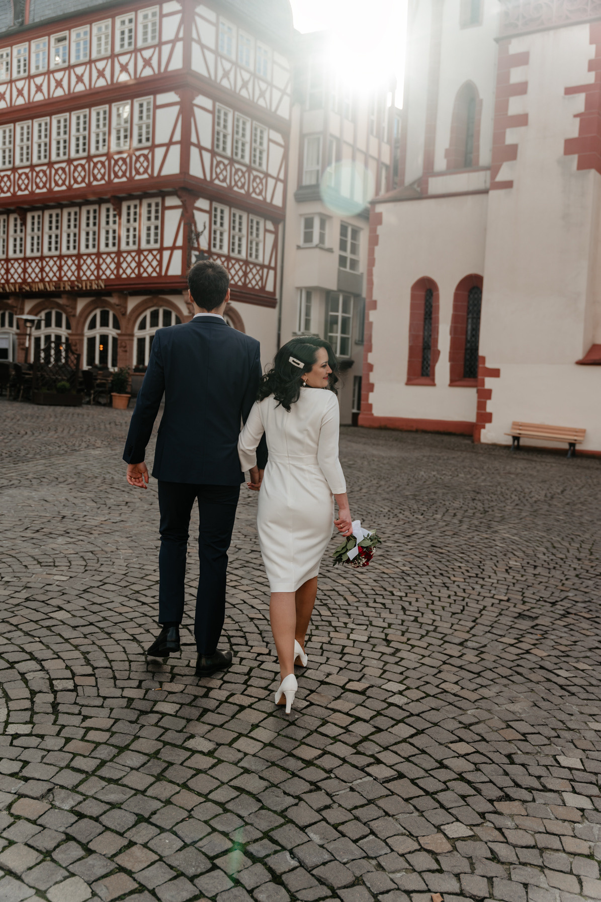 Hochzeit in Frankfurt am Main, standesamtliche Hochzeit Roemer, emotionale Fotos Frankfurt, Hochzeitsfotograf Frankfurt am Main, Hochzeitsreportage Frankfurt