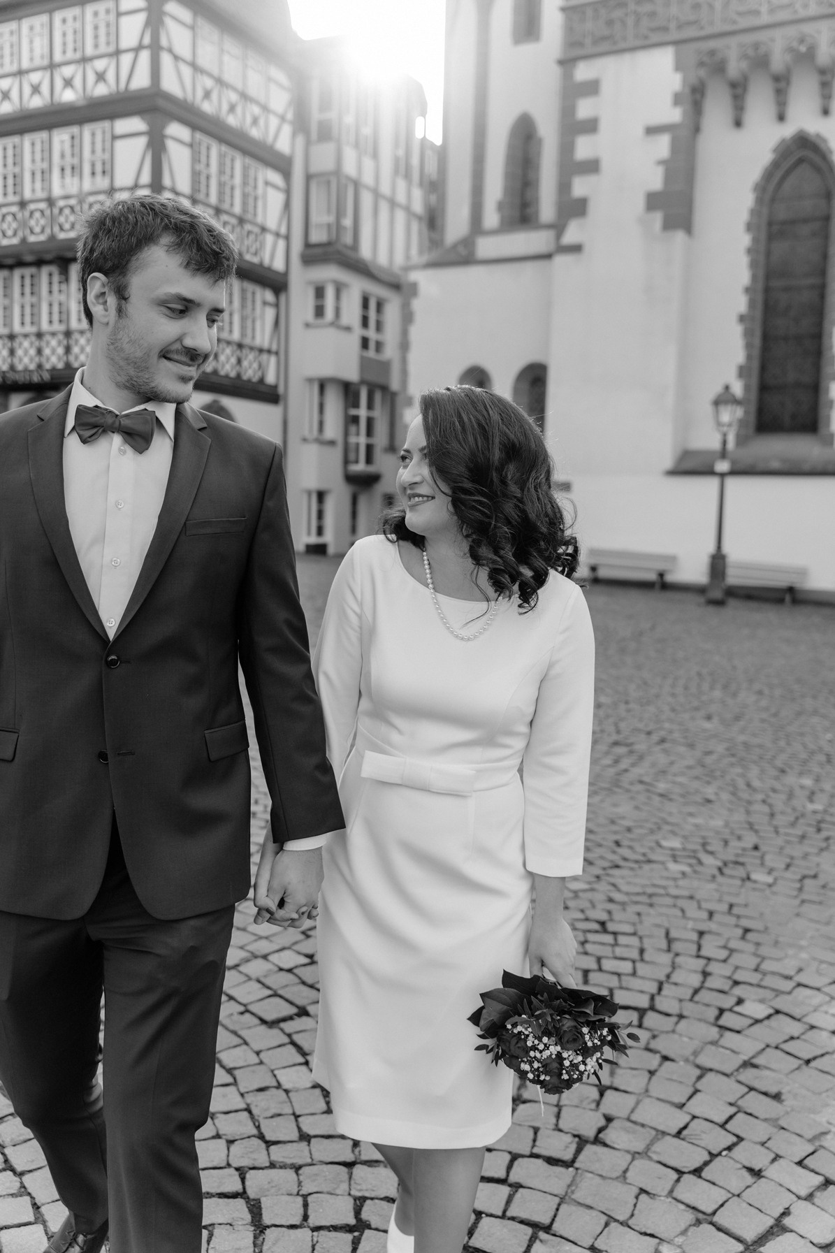 Hochzeit in Frankfurt am Main, standesamtliche Hochzeit Roemer, emotionale Fotos Frankfurt, Hochzeitsfotograf Frankfurt am Main, Hochzeitsreportage Frankfurt