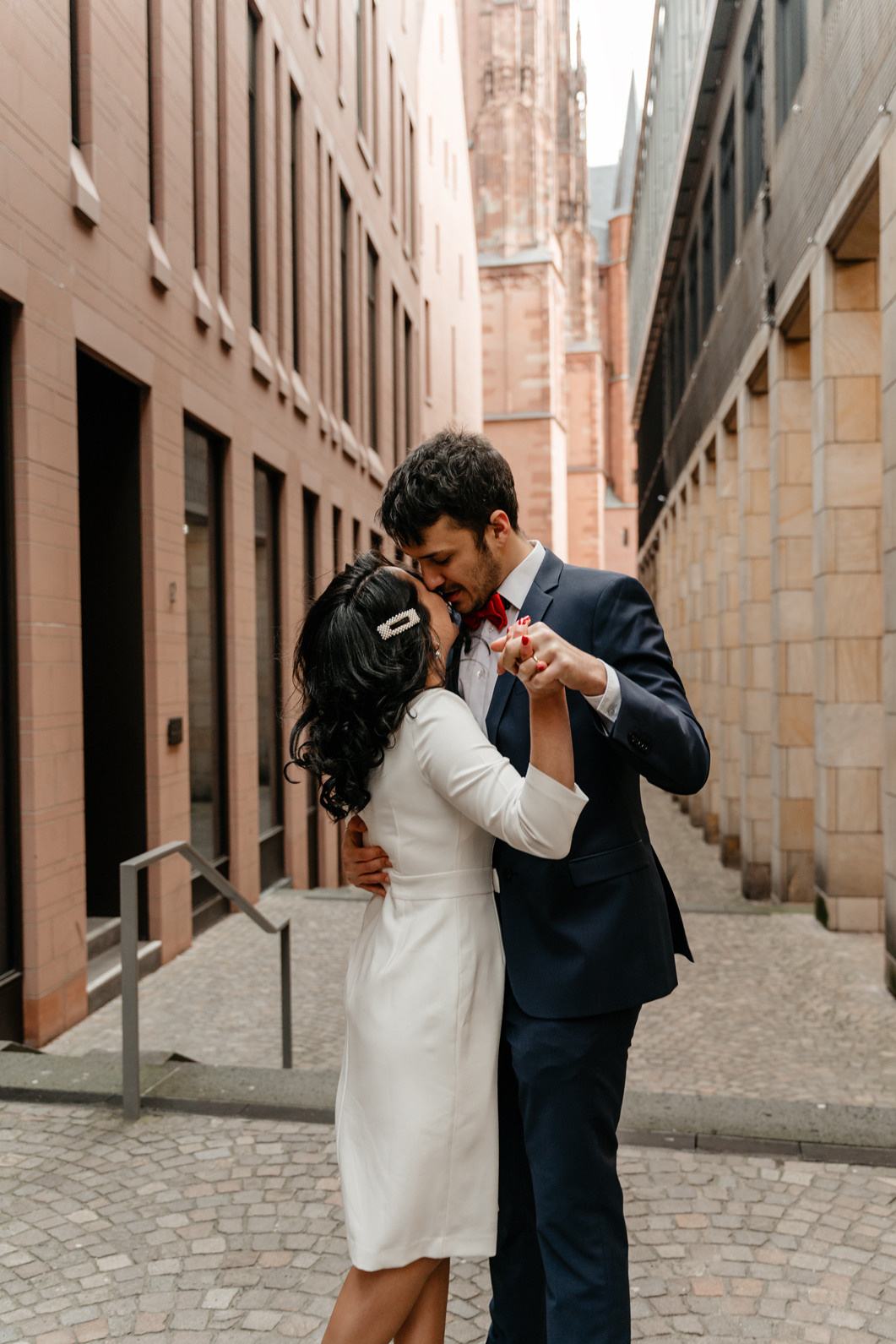 Hochzeit in Frankfurt am Main, standesamtliche Hochzeit Roemer, emotionale Fotos Frankfurt, Hochzeitsfotograf Frankfurt am Main, Hochzeitsreportage Frankfurt