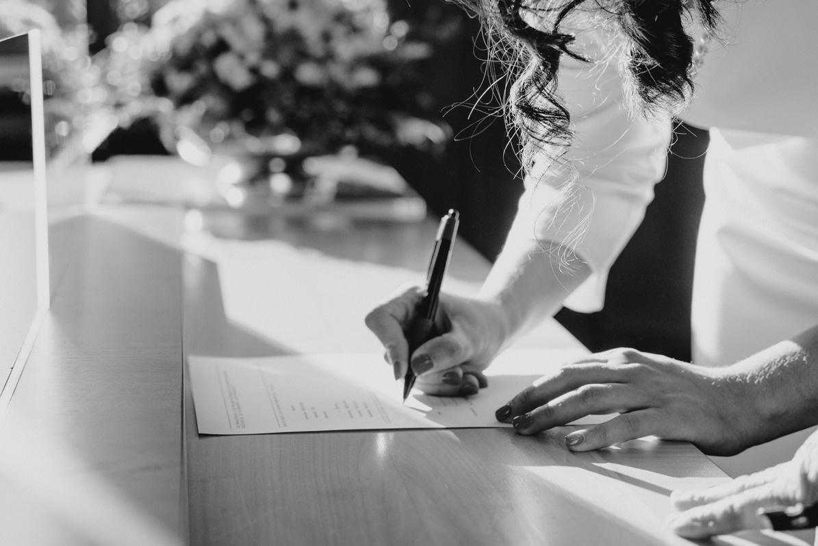 Hochzeit in Frankfurt am Main, standesamtliche Hochzeit Roemer, emotionale Fotos Frankfurt, Hochzeitsfotograf Frankfurt am Main, Hochzeitsreportage Frankfurt