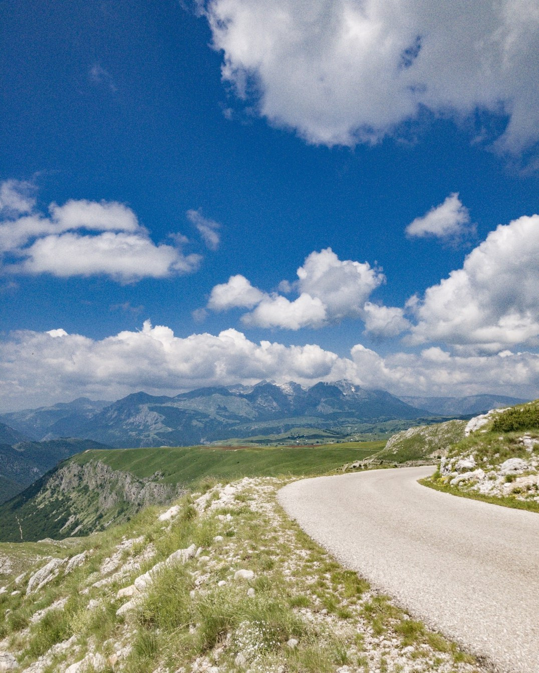 Voors en tegens van immigreren naar Montenegro