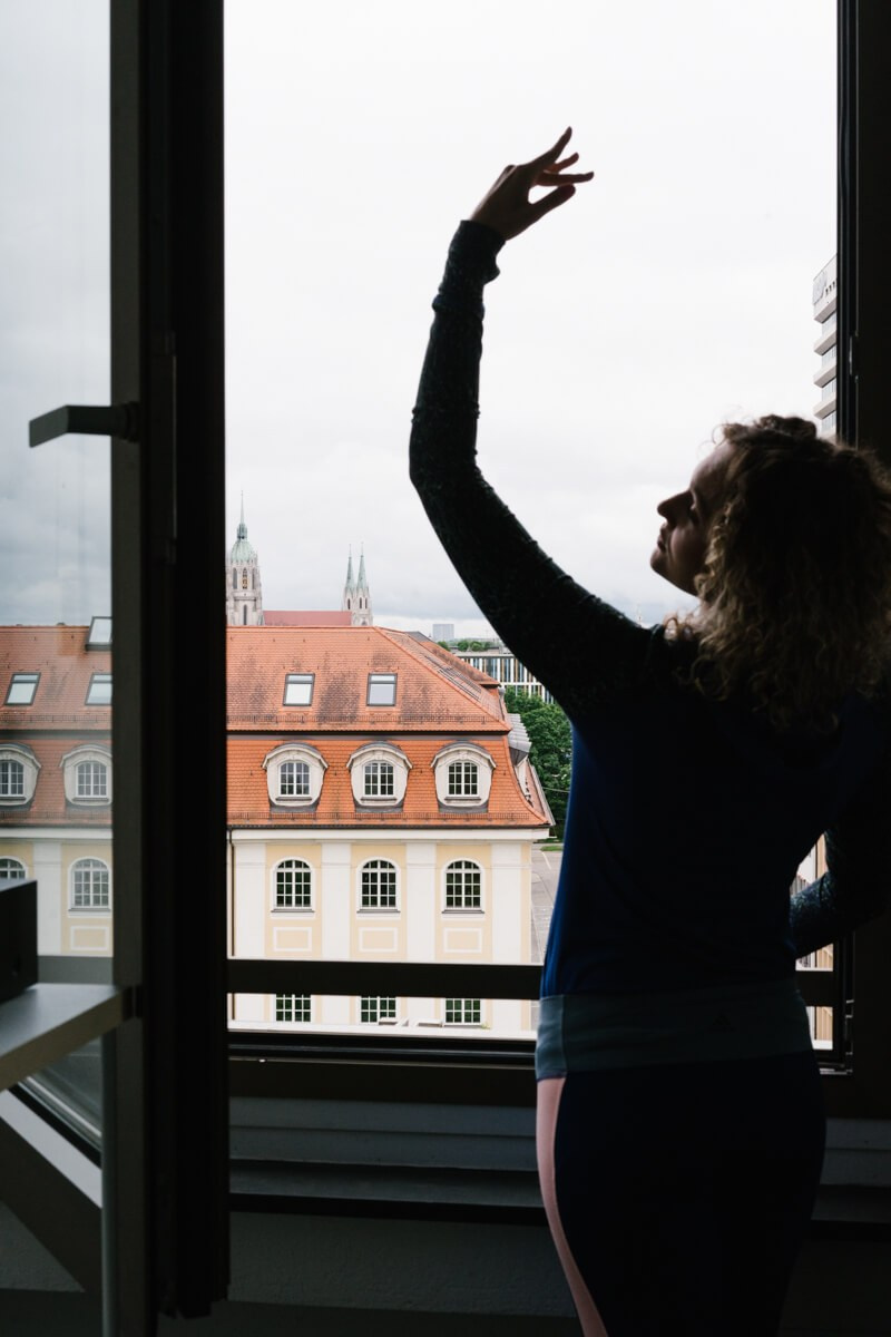 Corporate photographer for brand-aligned portraits and content creation. Websites, LinkedIn, PR and ads. Fast and consistent delivery. Inna Zaytseva Photography | Photographer in Munich | Content Creation