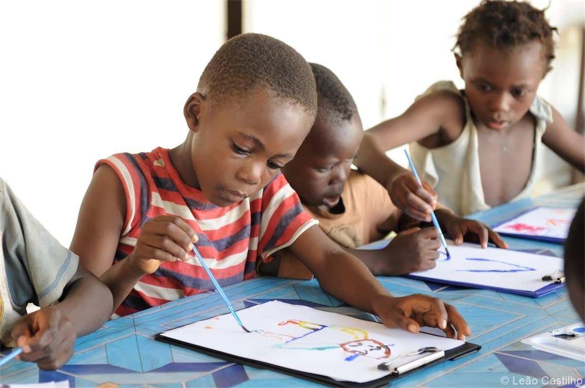 Photos of volunteer work in Congo. Simbahalu
