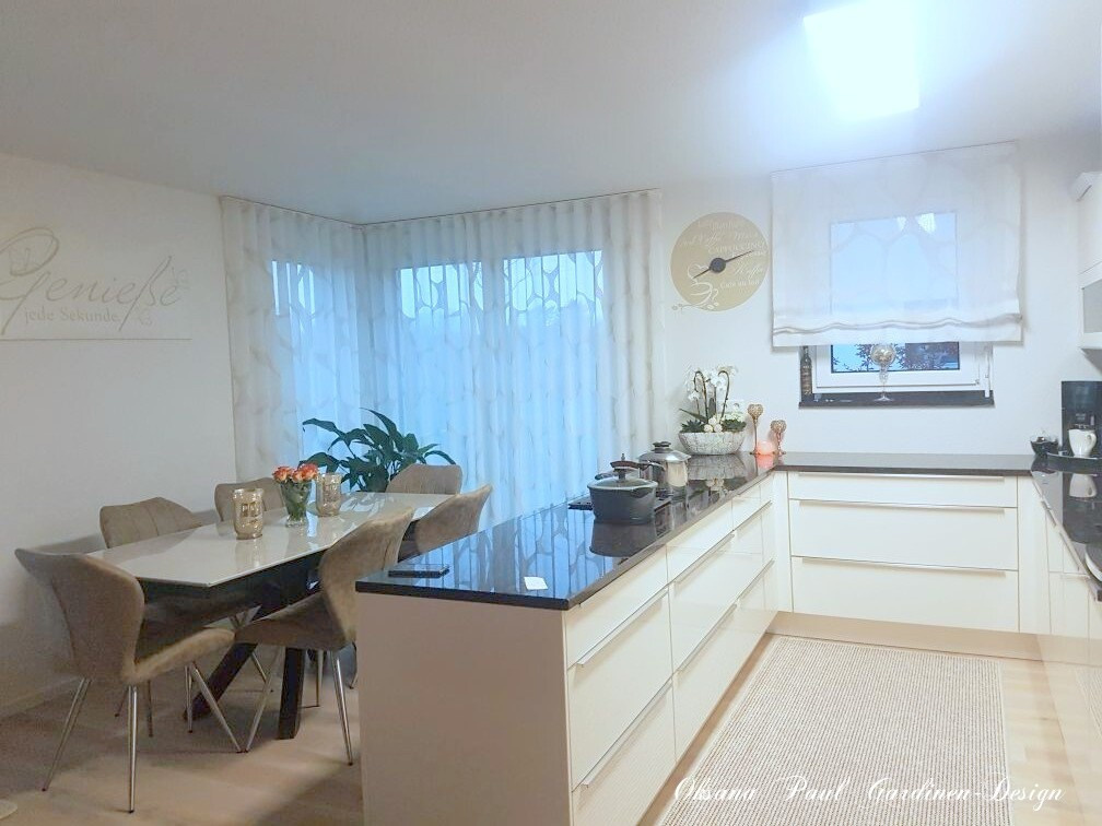 Oksana Paul-Gardinen-Design Oksana Paul ✧ Art of Gardinen & Textile Design ✧ Polymer Clay Art & Handmade Creatures