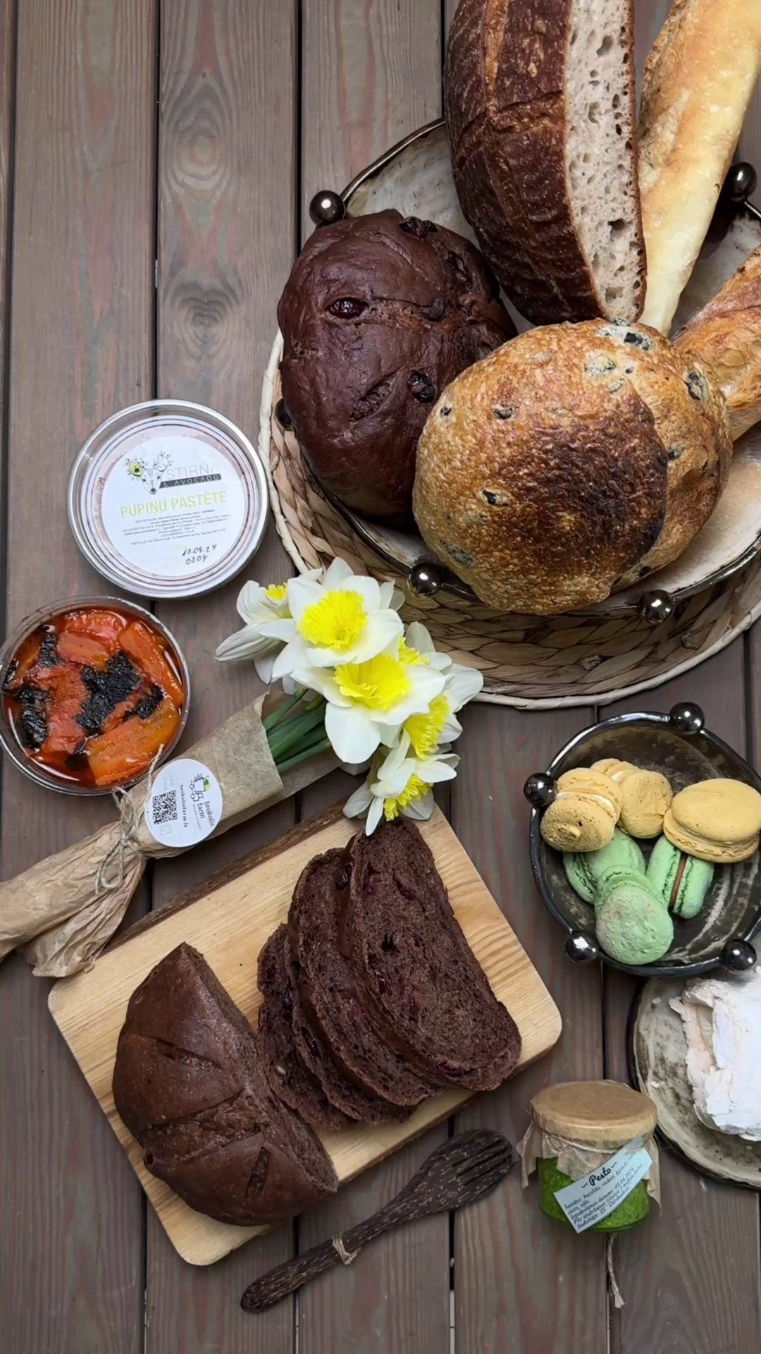 Produktu video filmēšana. Video filmēšana un veidošana ar telefonu, filmēšanas kursi