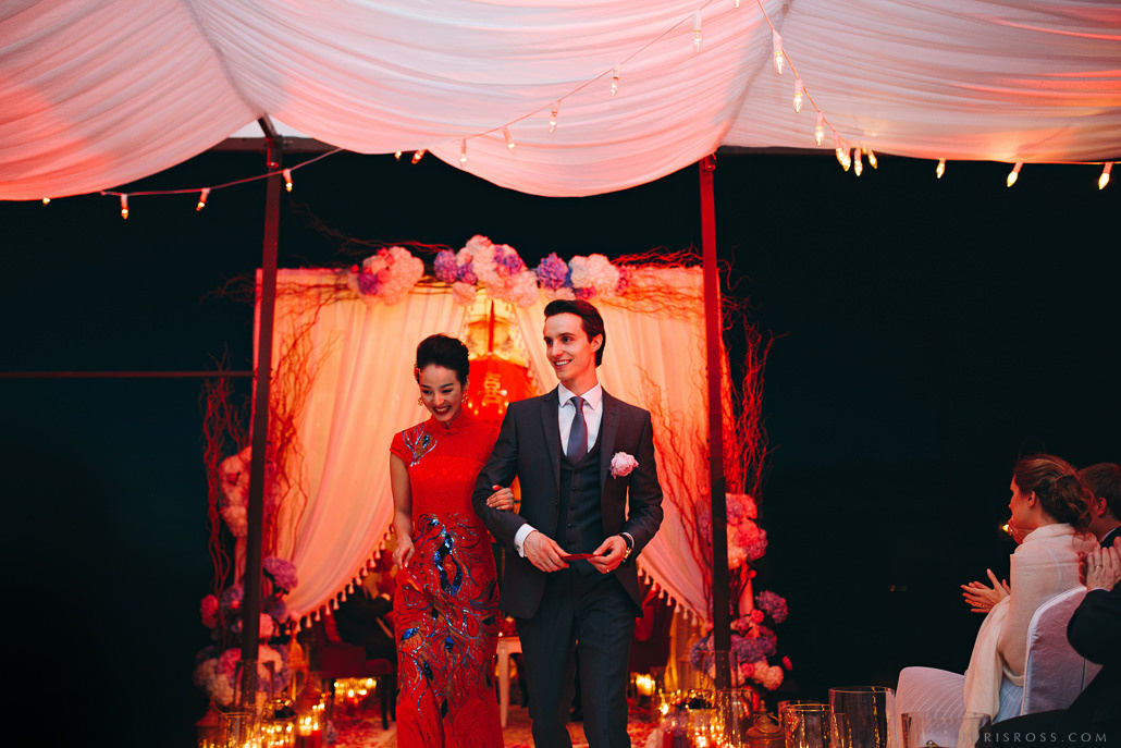 Kāzas LightHouse Jurmala ar ceremonija pludmalē un Augu māja noformēju