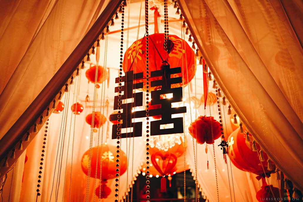 Kāzas LightHouse Jurmala ar ceremonija pludmalē un Augu māja noformēju