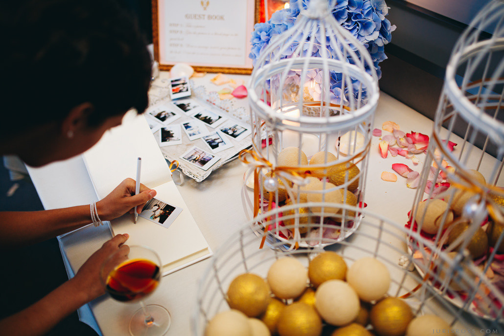 Kāzas LightHouse Jurmala ar ceremonija pludmalē un Augu māja noformēju