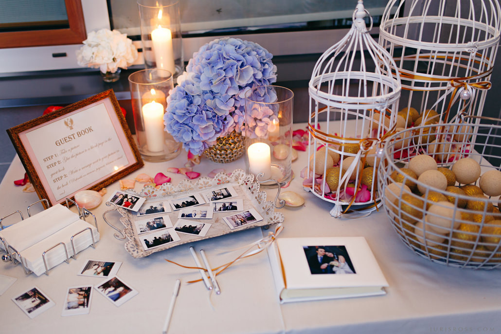 Kāzas LightHouse Jurmala ar ceremonija pludmalē un Augu māja noformēju