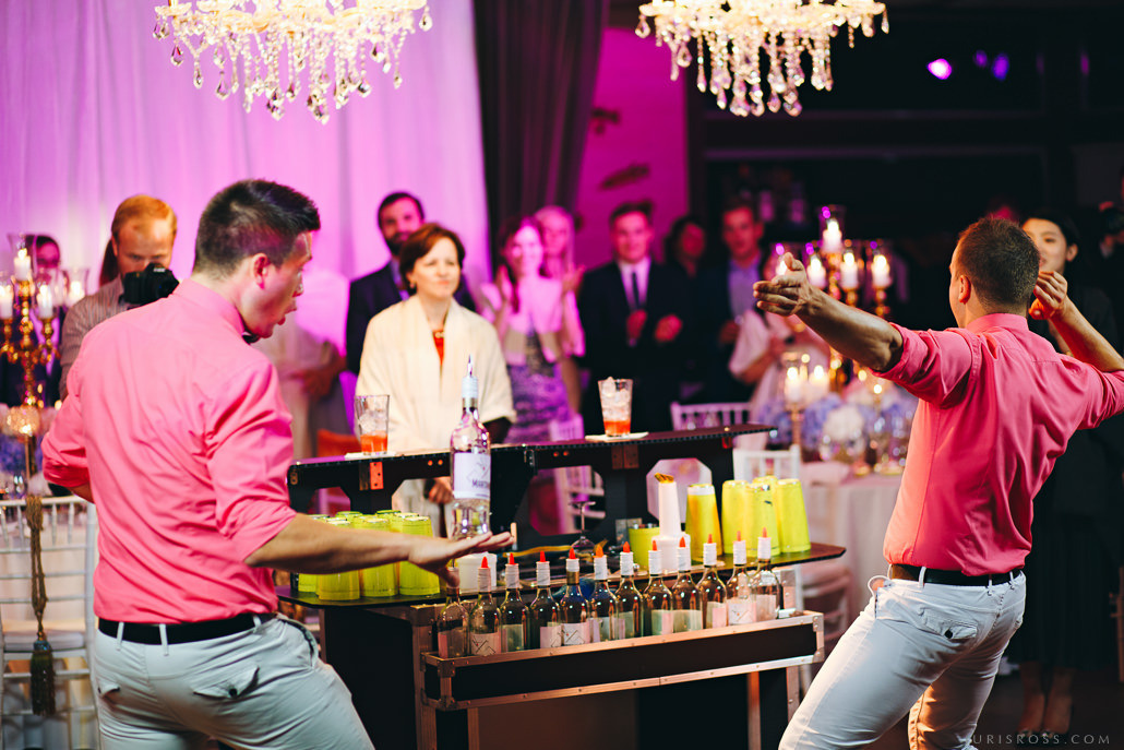 Kāzas LightHouse Jurmala ar ceremonija pludmalē un Augu māja noformēju