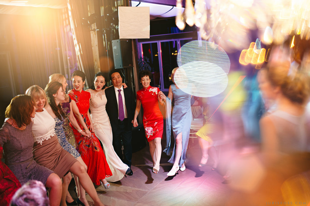 Kāzas LightHouse Jurmala ar ceremonija pludmalē un Augu māja noformēju