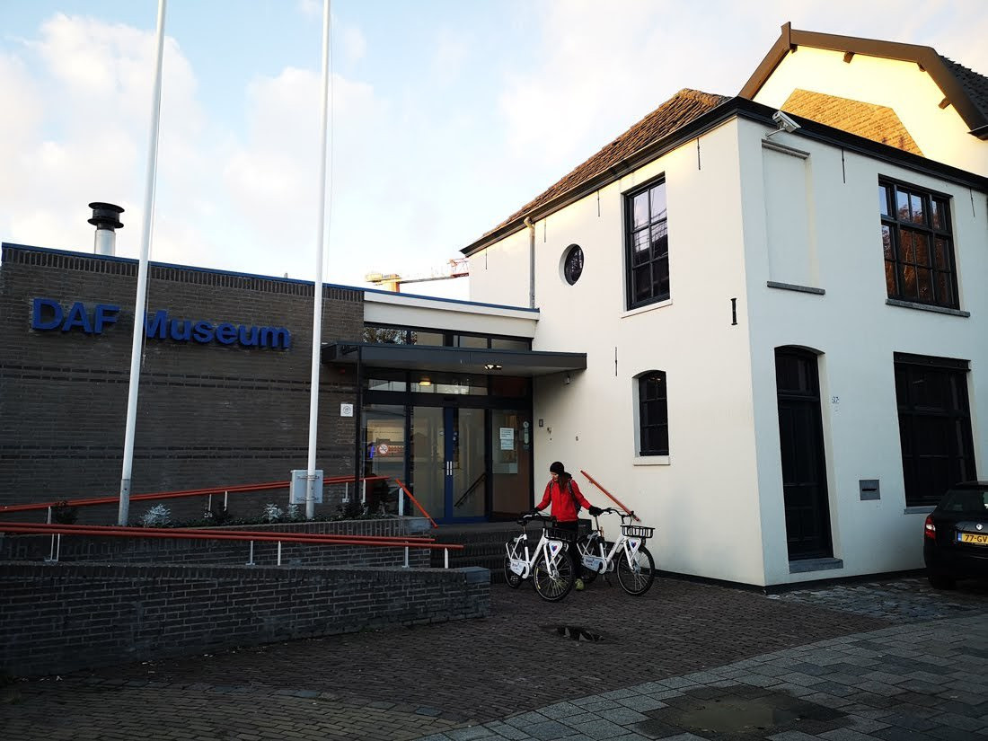 Ar velosipēdiem pa Eidhovenu