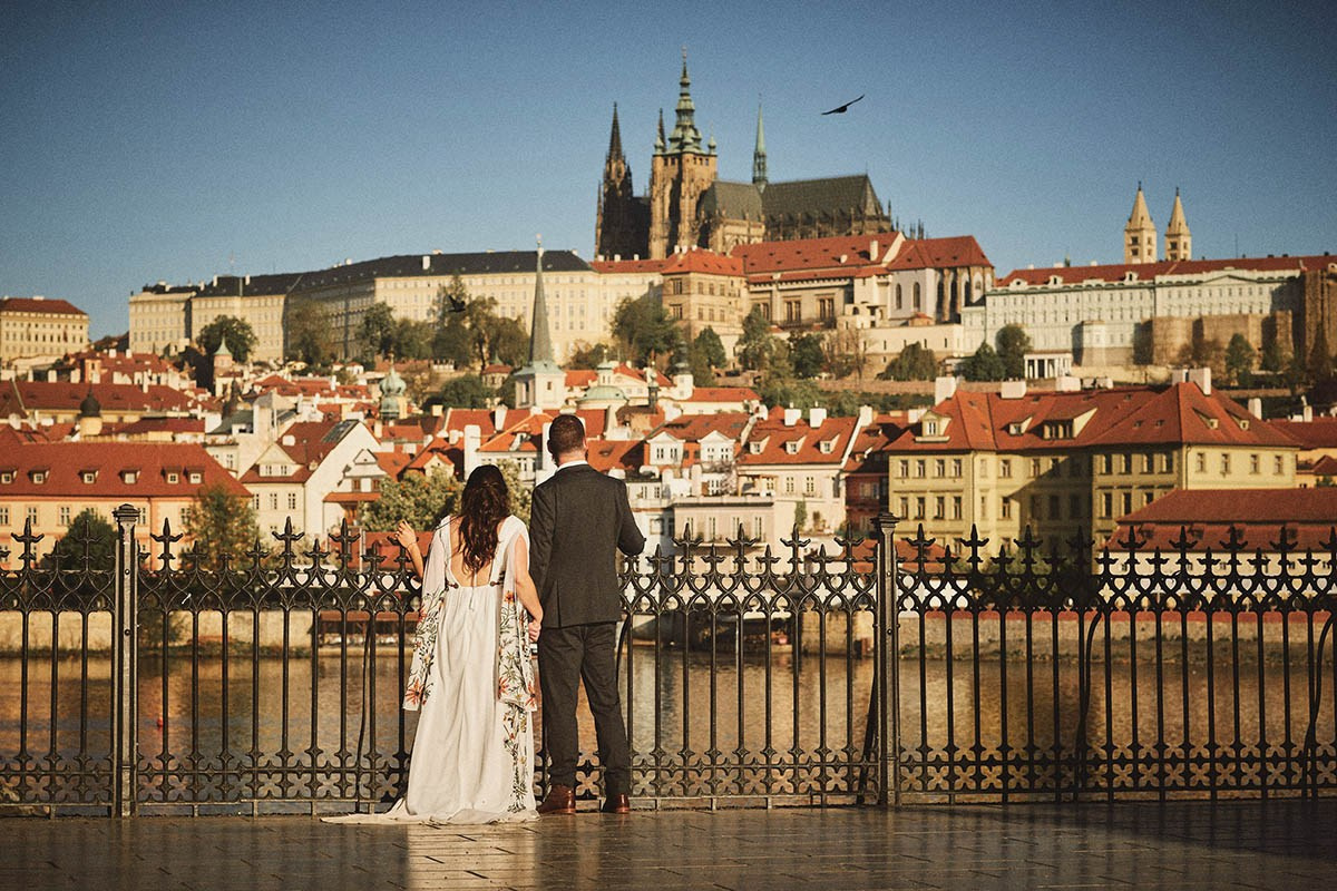 Pre-Dawn Sunrise Engagement Session in Prague
