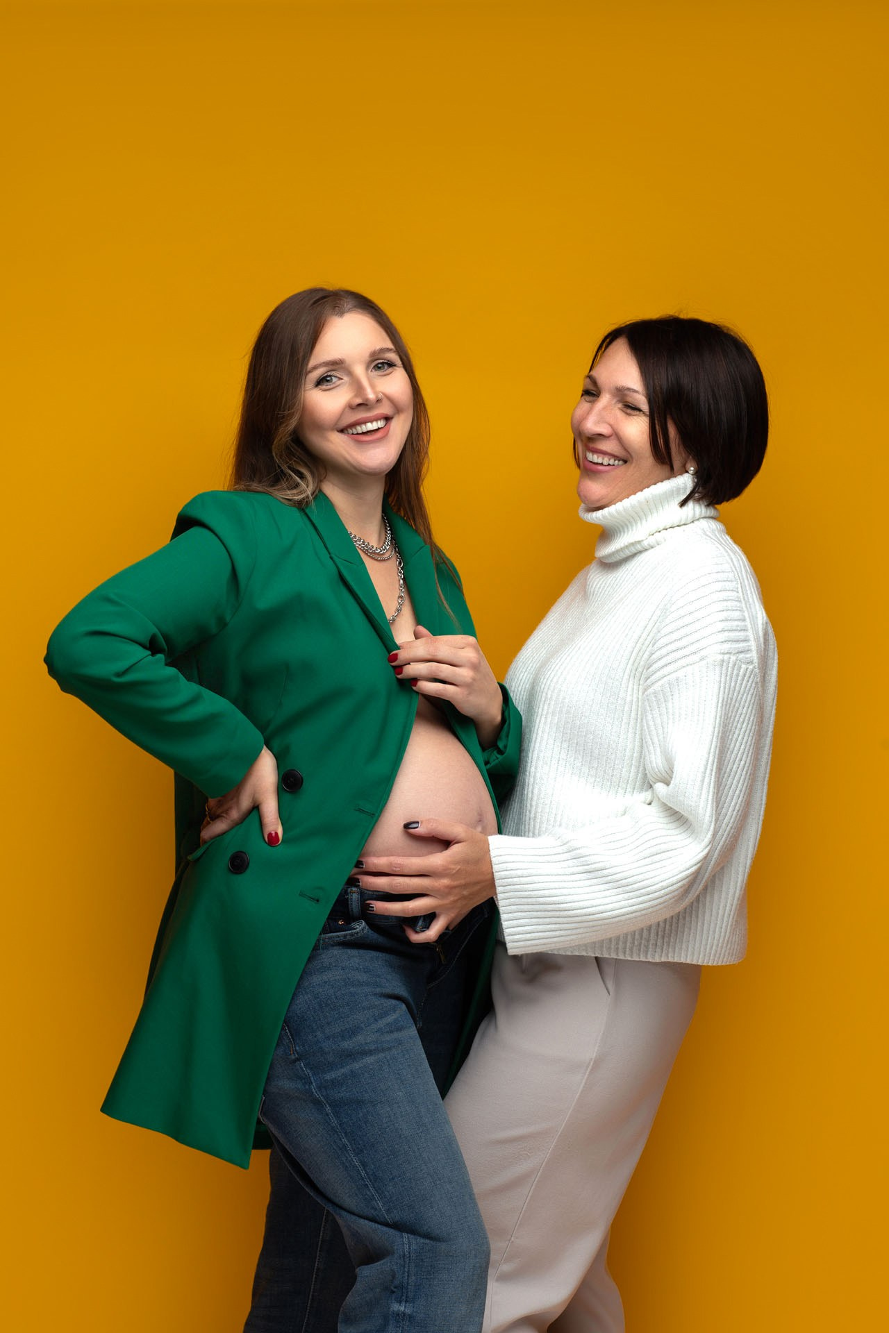 Schwangerschaftsfotos im Studio Hockenheim mit Familie