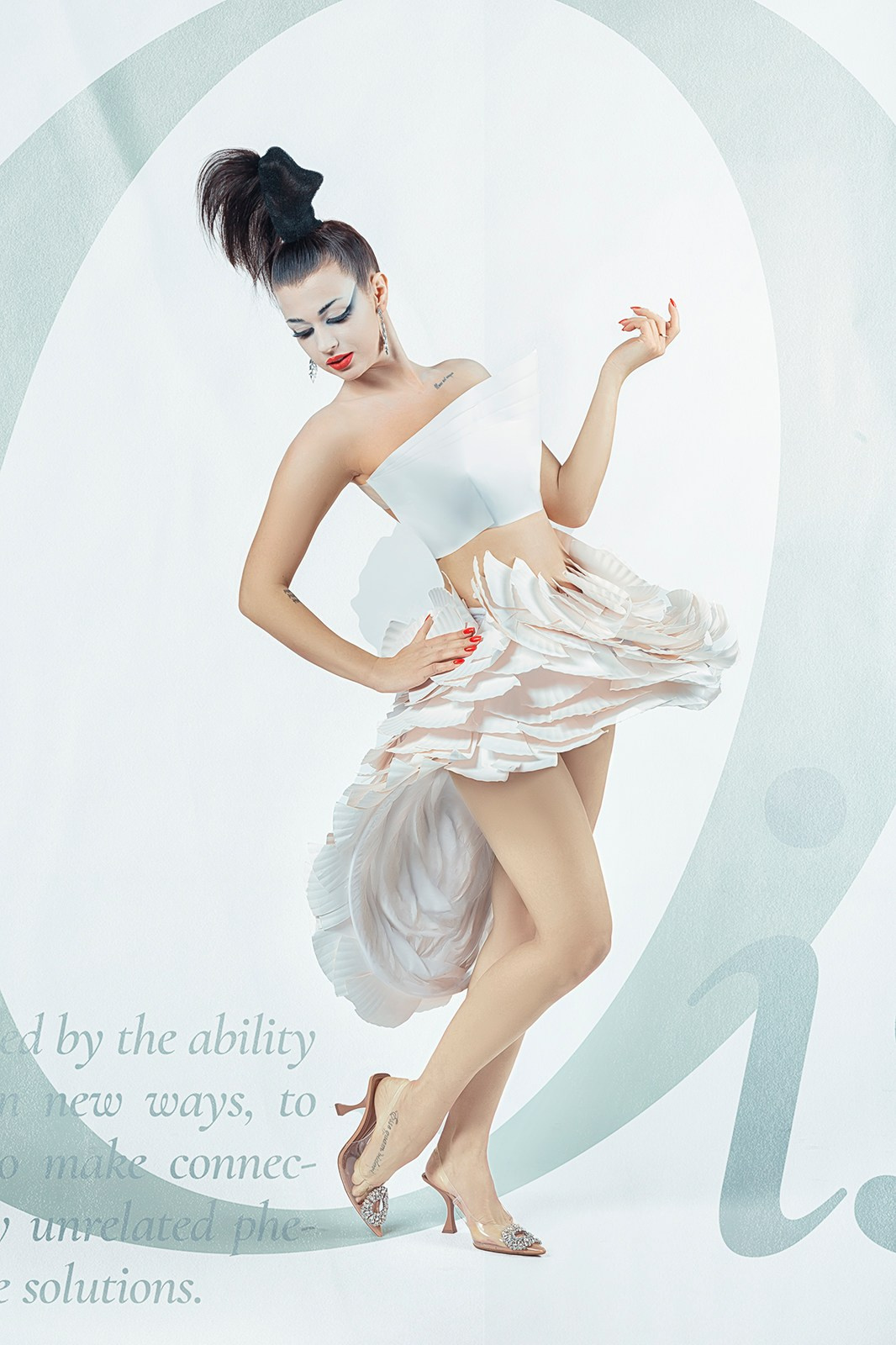 Арт-фотосессия в образе балерины,  студийной съёмке