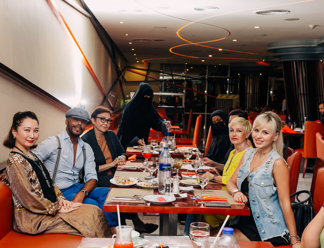 Network with Yasmine. Photographer in Dubai Dmitry Gromov