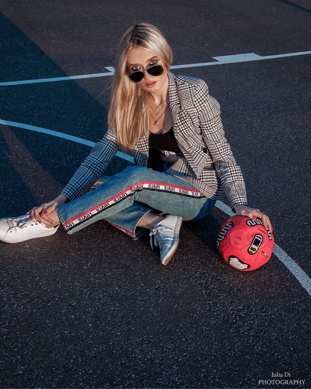 Life style. Julia Di |Fashion streetstyle photographer|videomaker in Milan & Paris