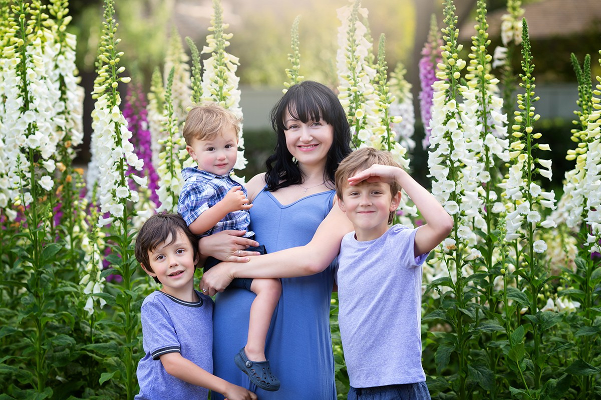 FamilyMoments. Photographer is San Jose, Iryna Novosyolova