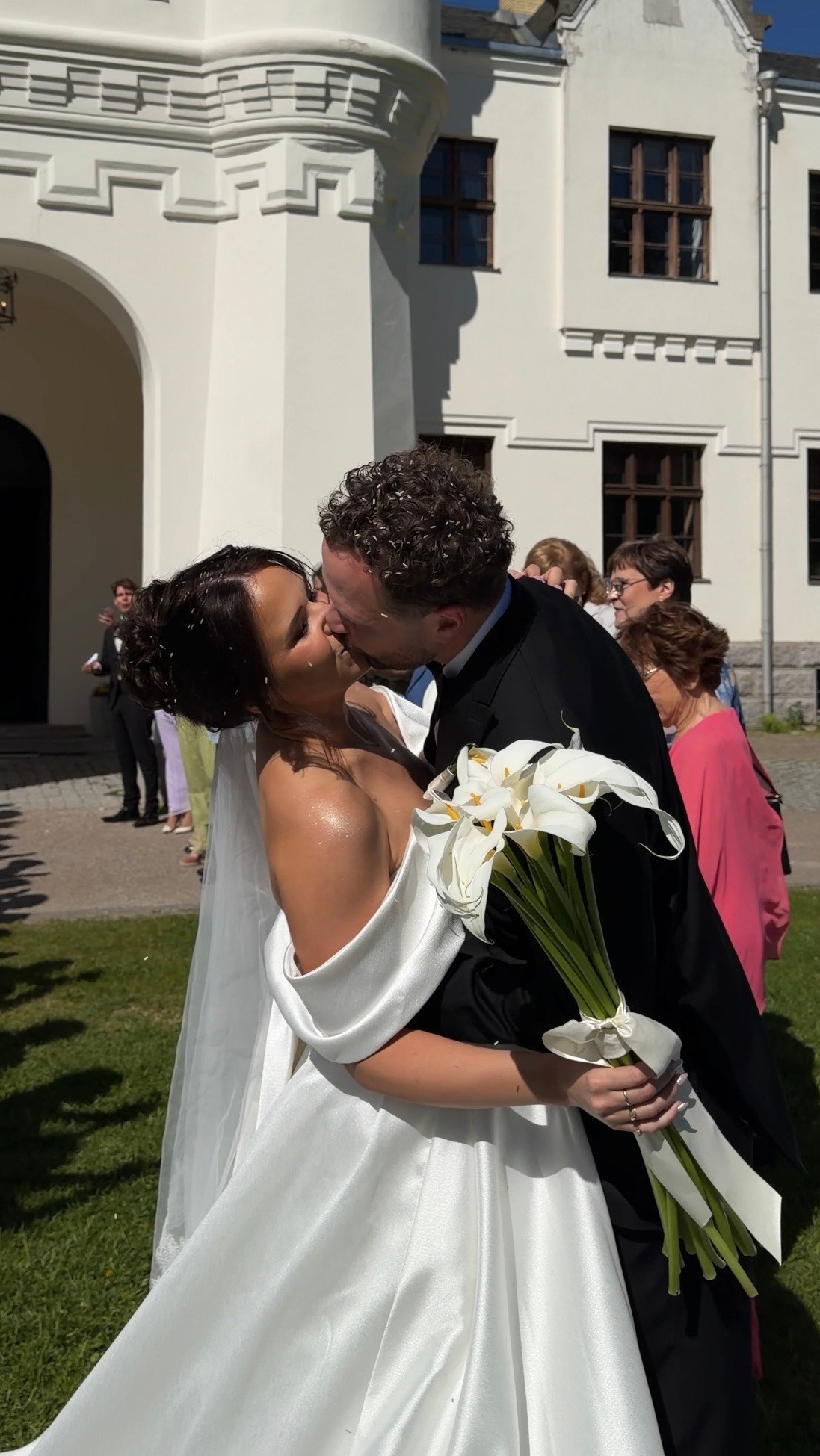 Behind the Wedding – pulmasisulooja ja pruudi assistent