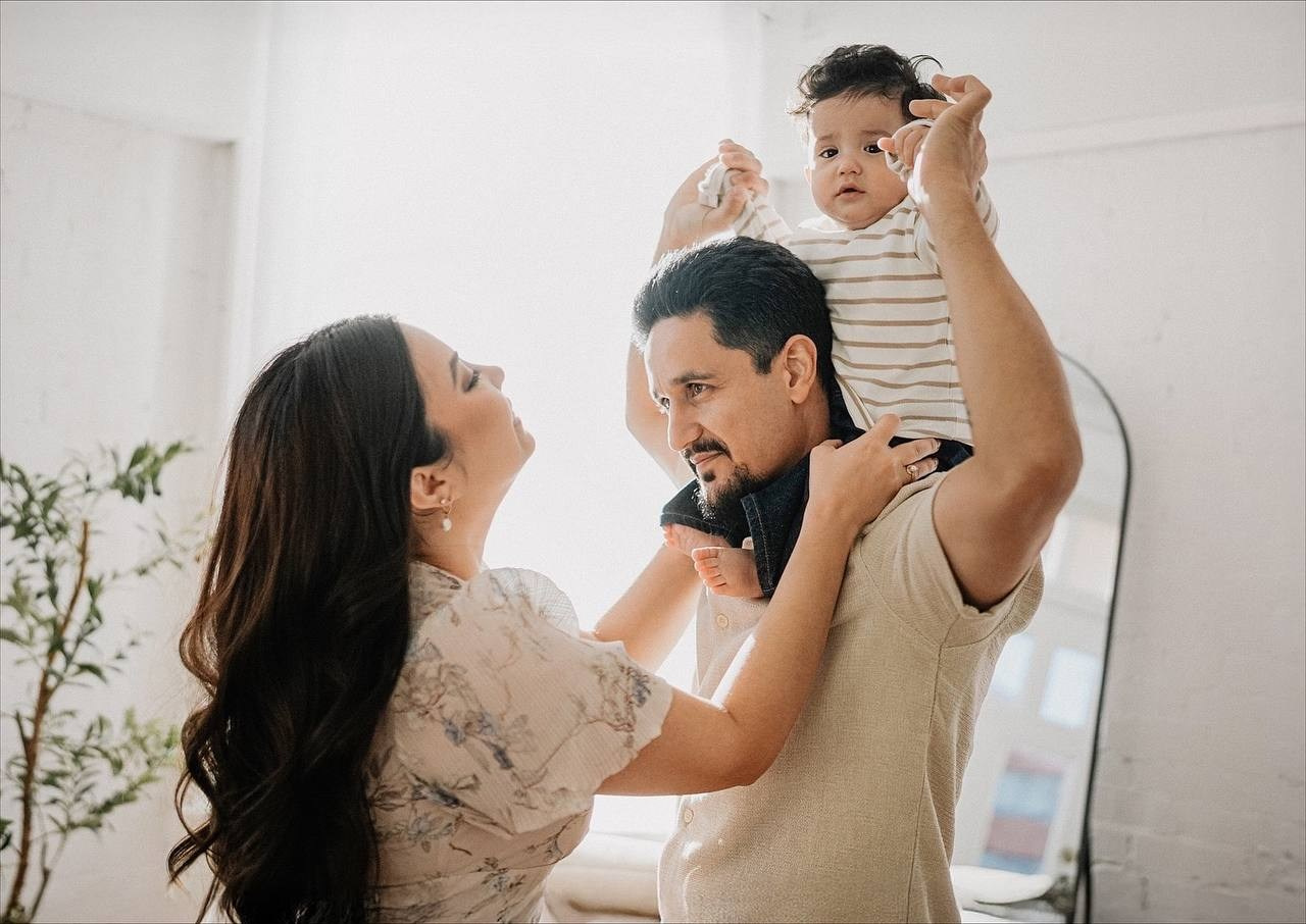 Services. Pashynska Photography | Calgary Wedding & Family Photographer