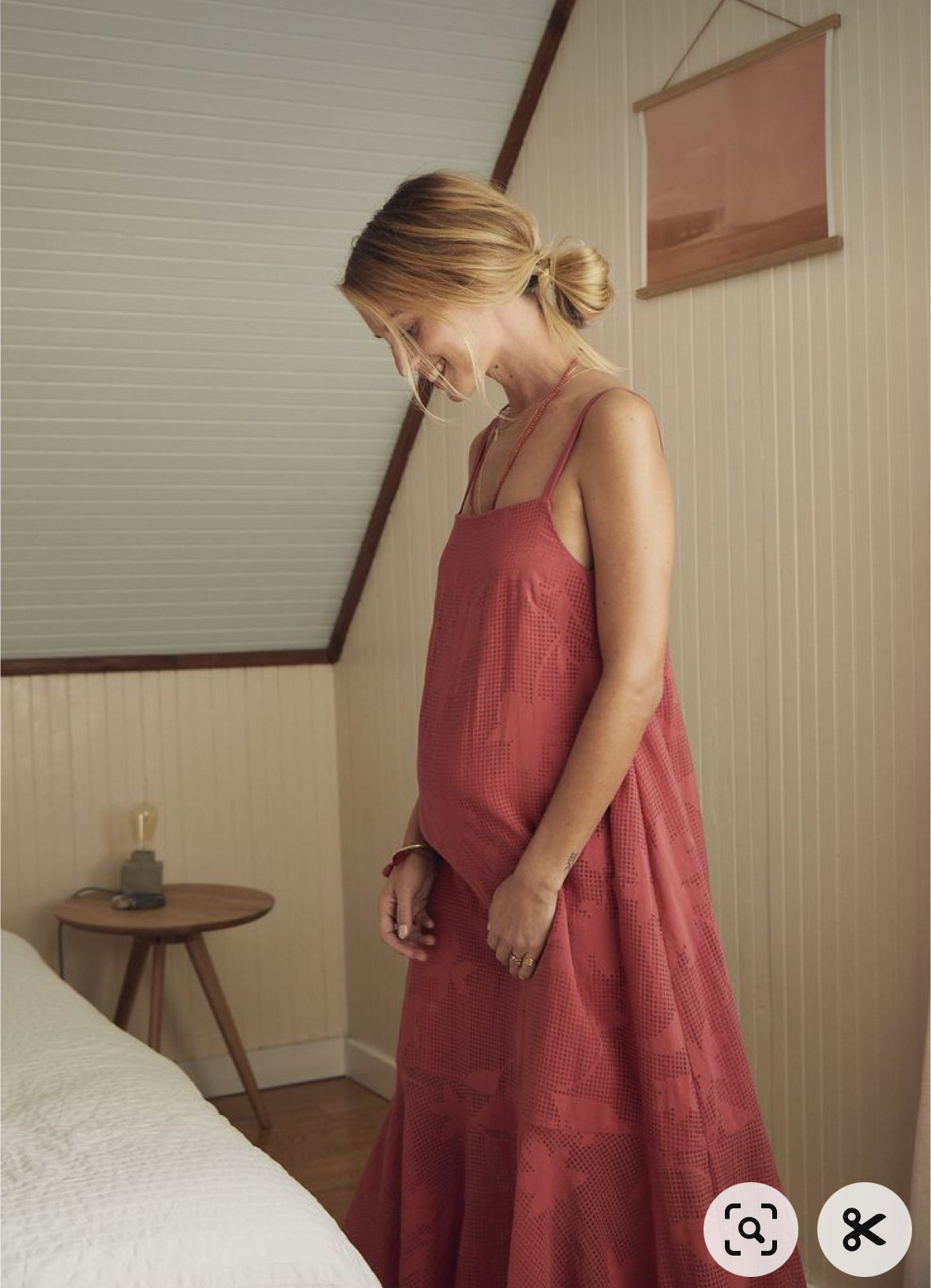 At-Home Maternity Photoshoot Guide | Bay Area Photographer Iryna Rakivnenko. Maternity, newborn photographer in the Bay Area|Iryna Rakivnenko