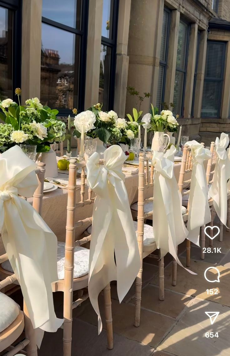 Wedding guide ITA. Wedding and elopement photographer Italy Tuscany Como Milan Pavia Marija Galaka