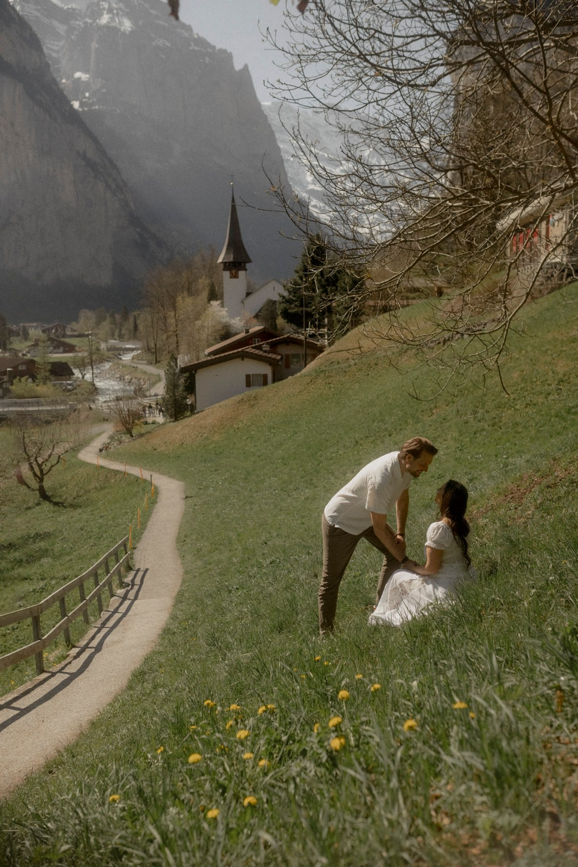 Polina Sobol — family & documentary photographer in Bern. Outdoor & urban photo sessions for families, kids and couples