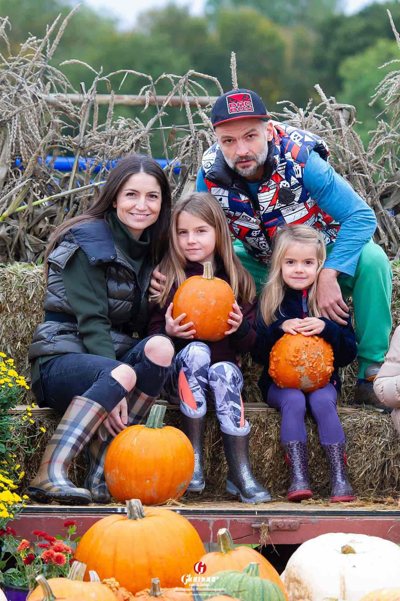 Family Portrait. Maternity, newborn and family photographer in London United Kingdom