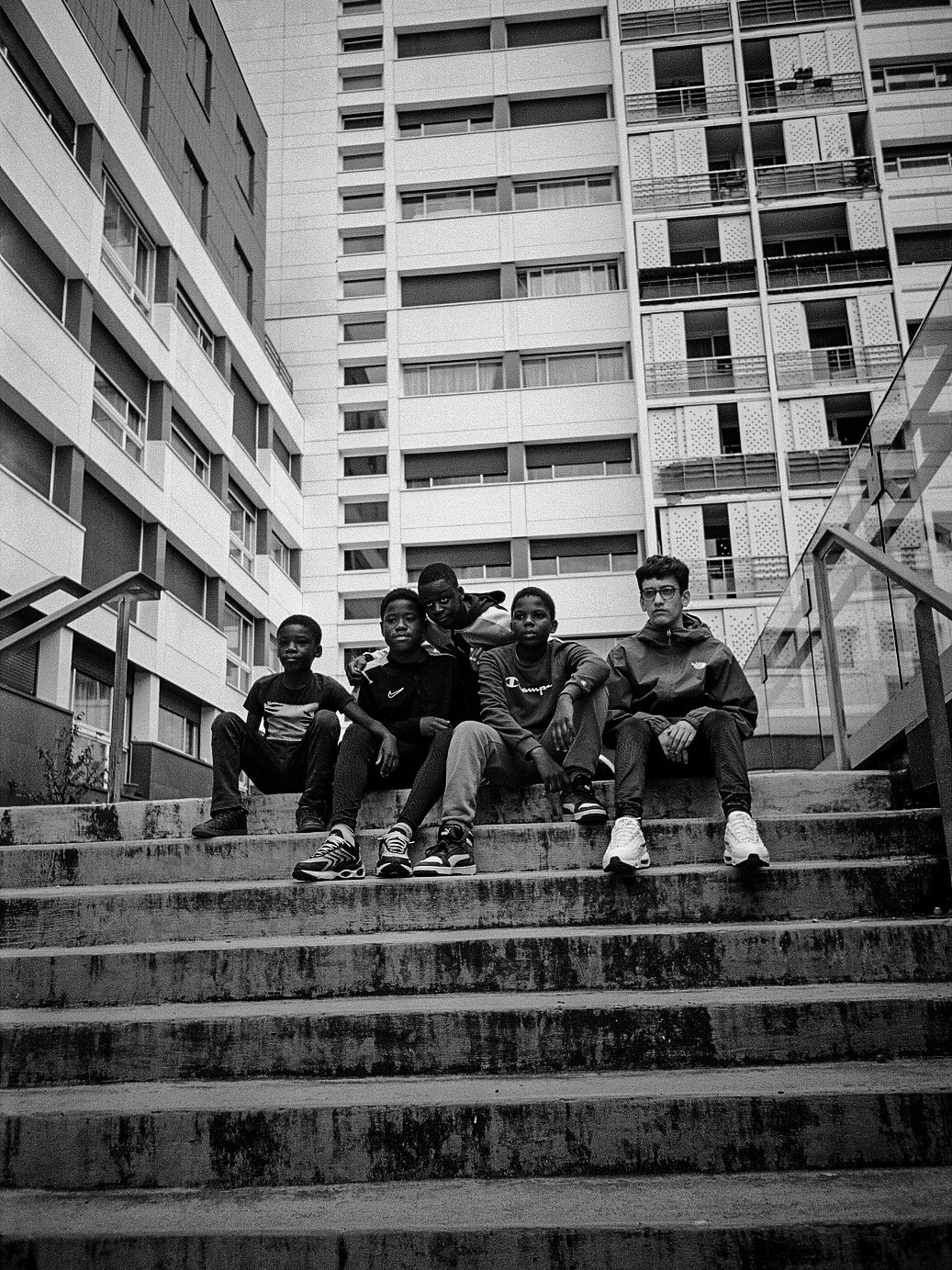 13 ème au coin de la rue. Photo reporter français basé à Paris