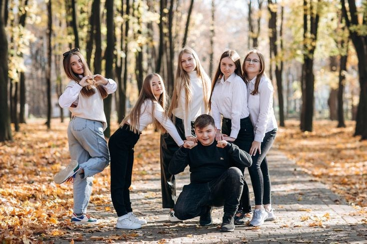 фото выпускников лицейfotografie colectiv clasăколлективное фото классаfoto 9 класс Молдовафото 9 класс Молдоваfoto 12 класс Кишиневфото 12 класс Кишиневfotograf grup școlar Chișinăuшкольный фотограф групповые фото