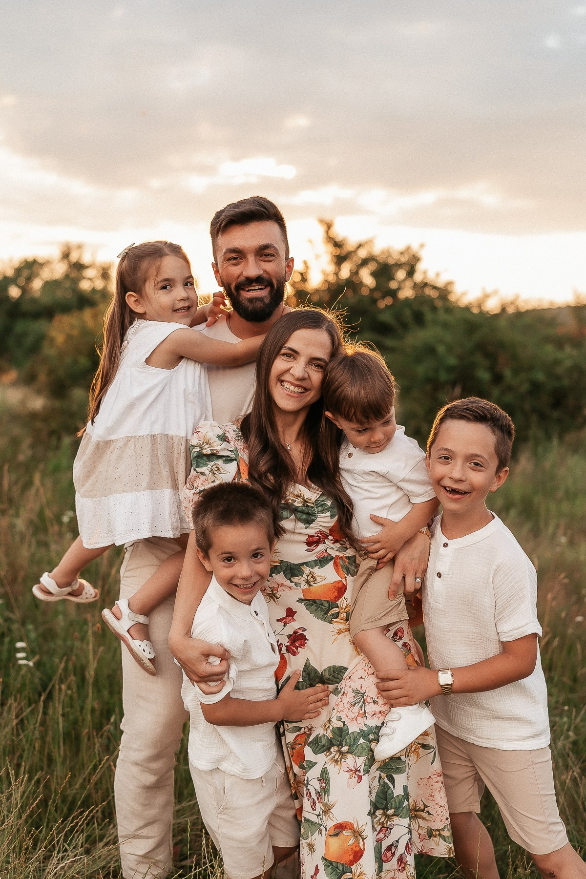 Servicii foto. Fotograf de familie, evenimente, produs și brand personal în Zalau, Cluj-Napoca Carmen Simoc