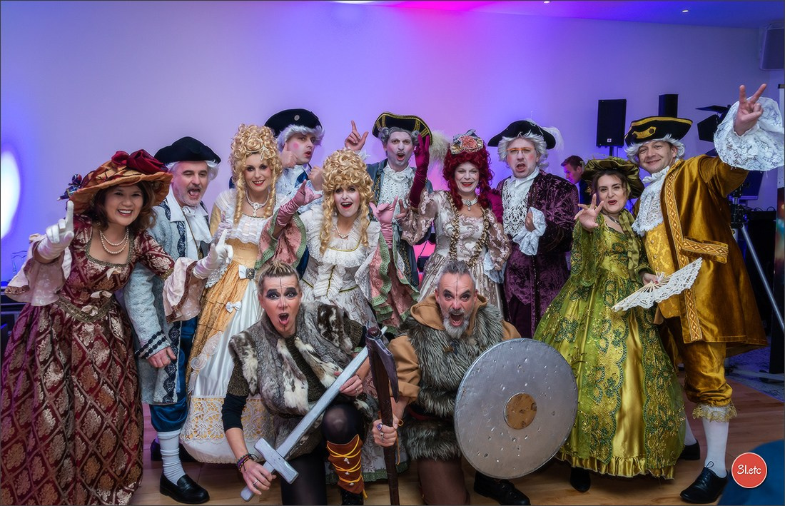 SOIREE CARNAVAL chez Manicook Marché et Restaurant Asiatique. Photographe à Strasbourg | Portraits, Studio, Enfants, Événements