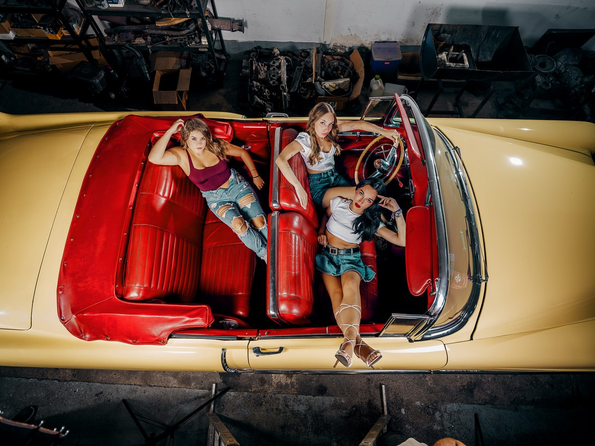 Aquí no se arreglan coches, se resucitan leyendas…