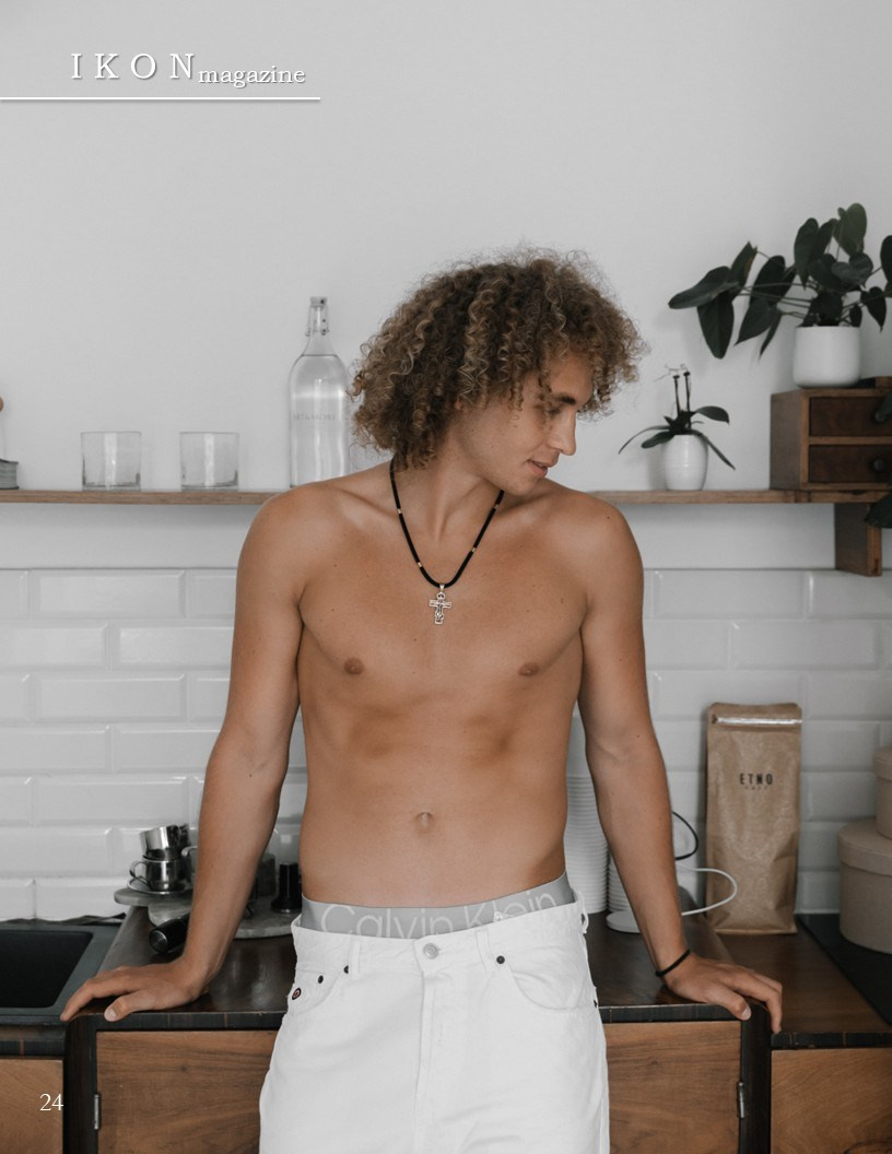 Photographer and Blogger Europe/Asia Nika Stoma